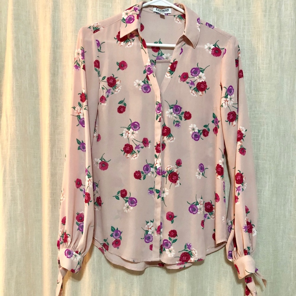 Express Portofino Floral Blouse